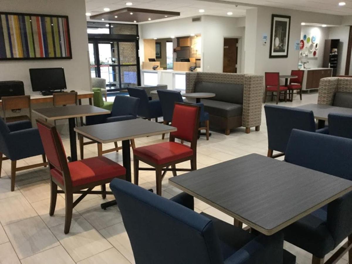 Holiday Inn Express Easton By Ihg Exteriér fotografie